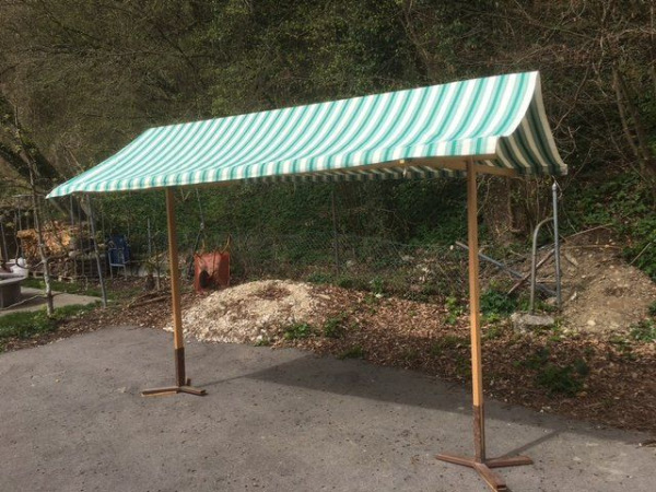 4 Marktstände einzeln zu verkaufen