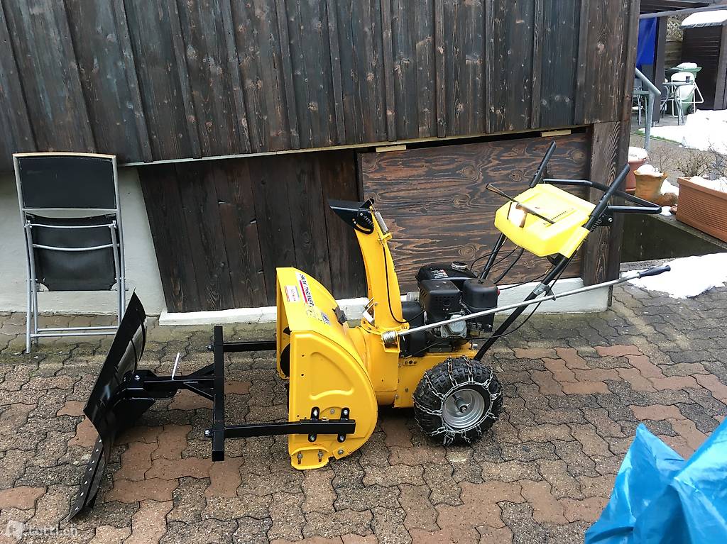 schneefräsen und pfadschlitten eine maschine zwei arbeiten