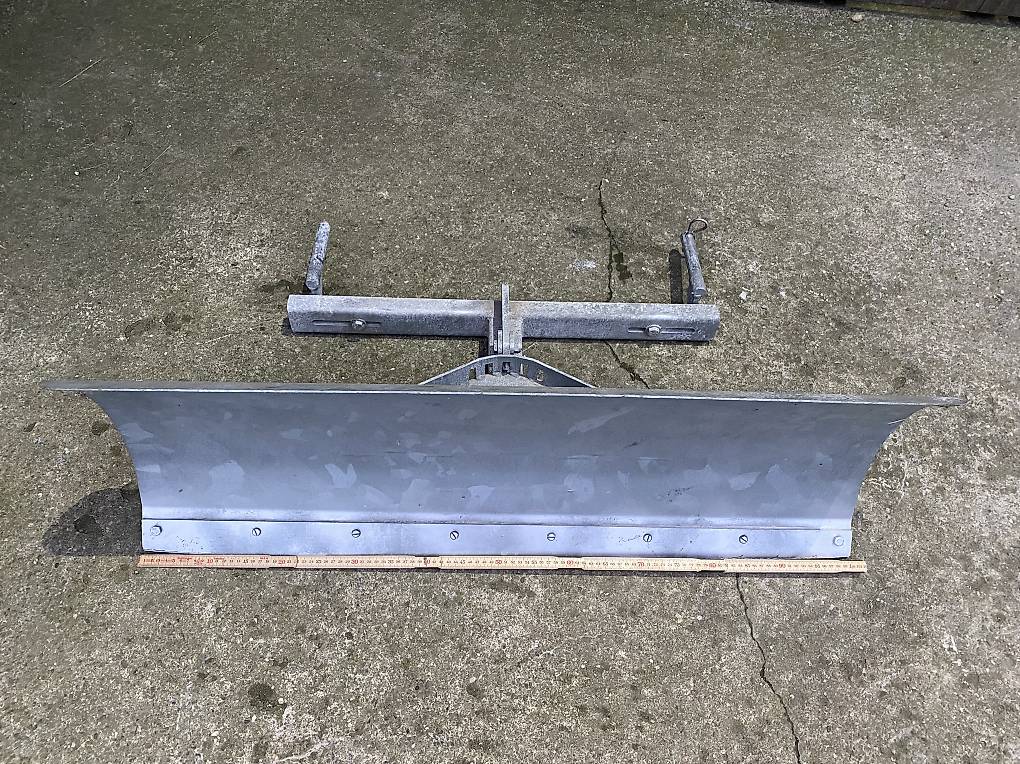 Verstellbares Schneeschild