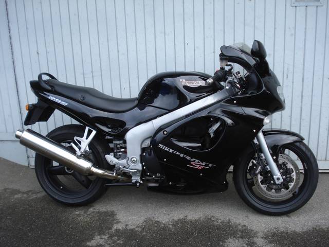 triumph sprint 955 st