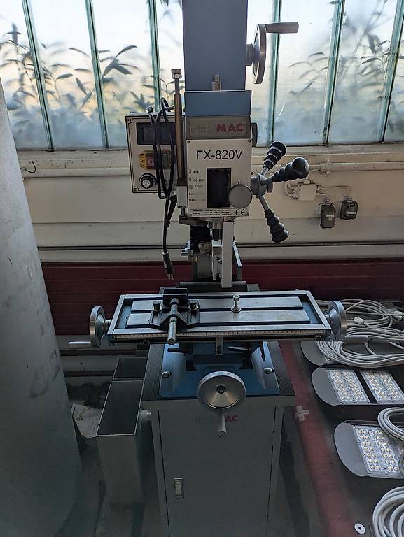 Bohr-Fräsmaschine - Promac FX-820V