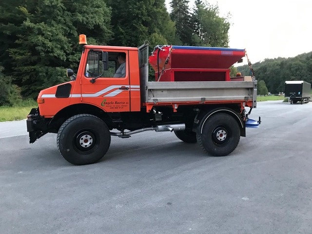 UNIMOG, U 1450, 3-Seitenkipper
