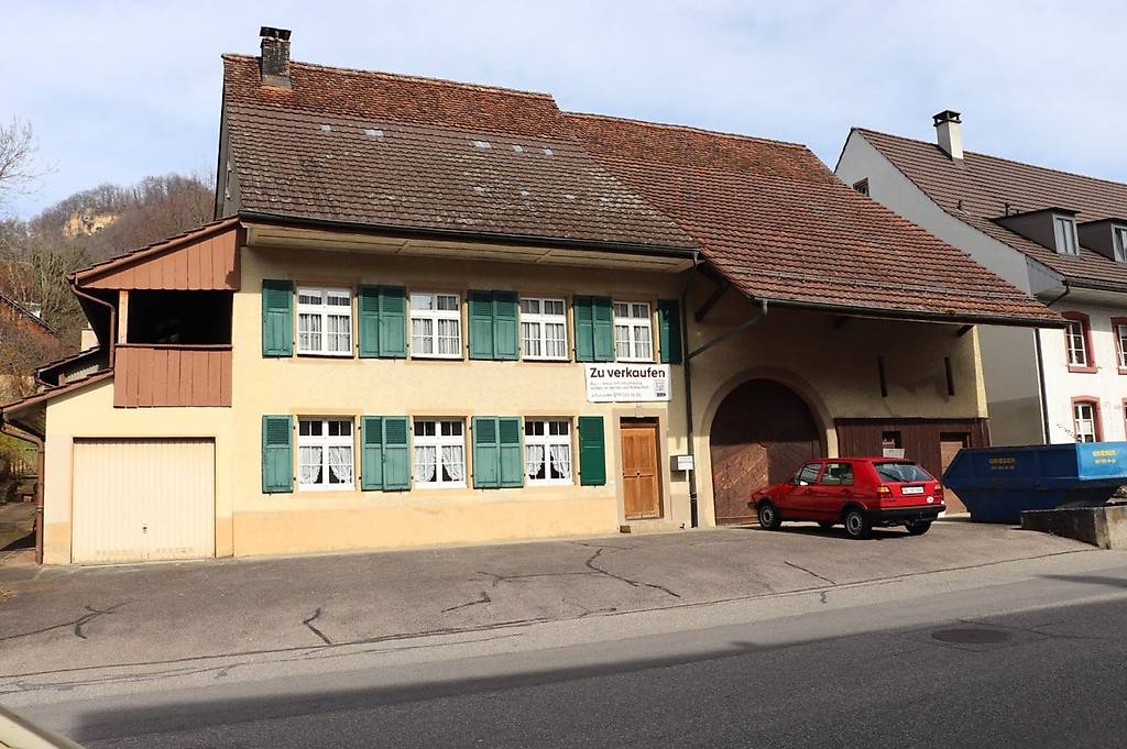 Bauernhaus mit einer Vielzahl an Investitionsmöglichkeiten